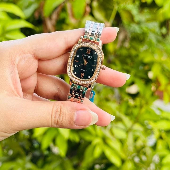 Crystal Edge Watch