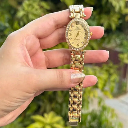 Stylish Oval Dial Watch