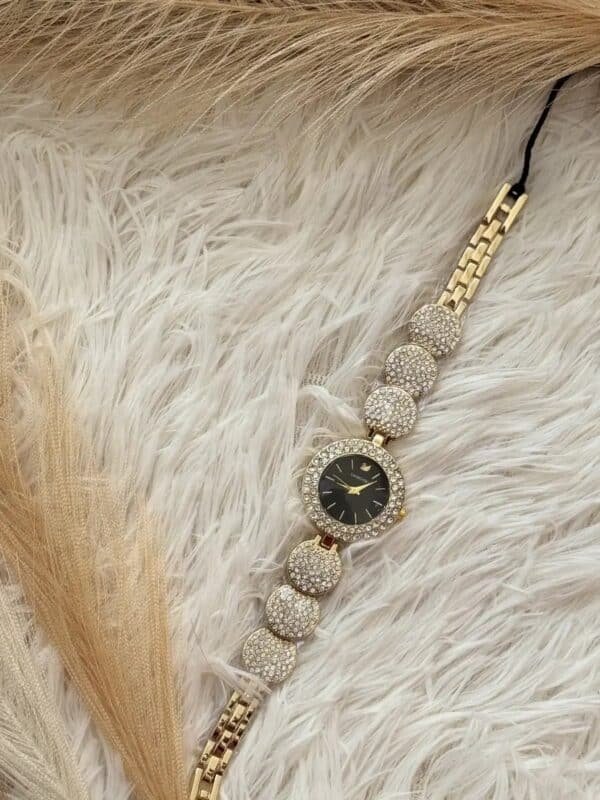 beautiful stylish watch for women