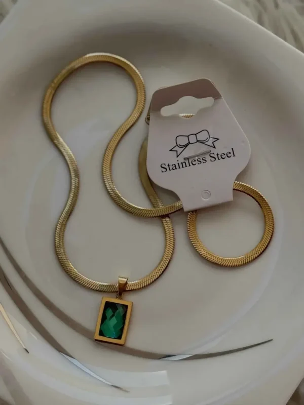 ladies necklace