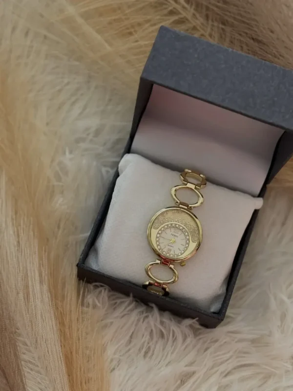 circle stylish chain watch